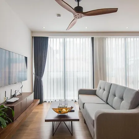 22Housing Hotel & Apartment 81 Linh Lang Hanoi Exterior photo