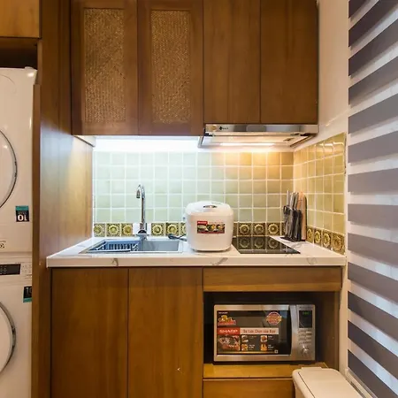 22Housing Hotel & Apartment 81 Linh Lang Hanoi Exterior photo
